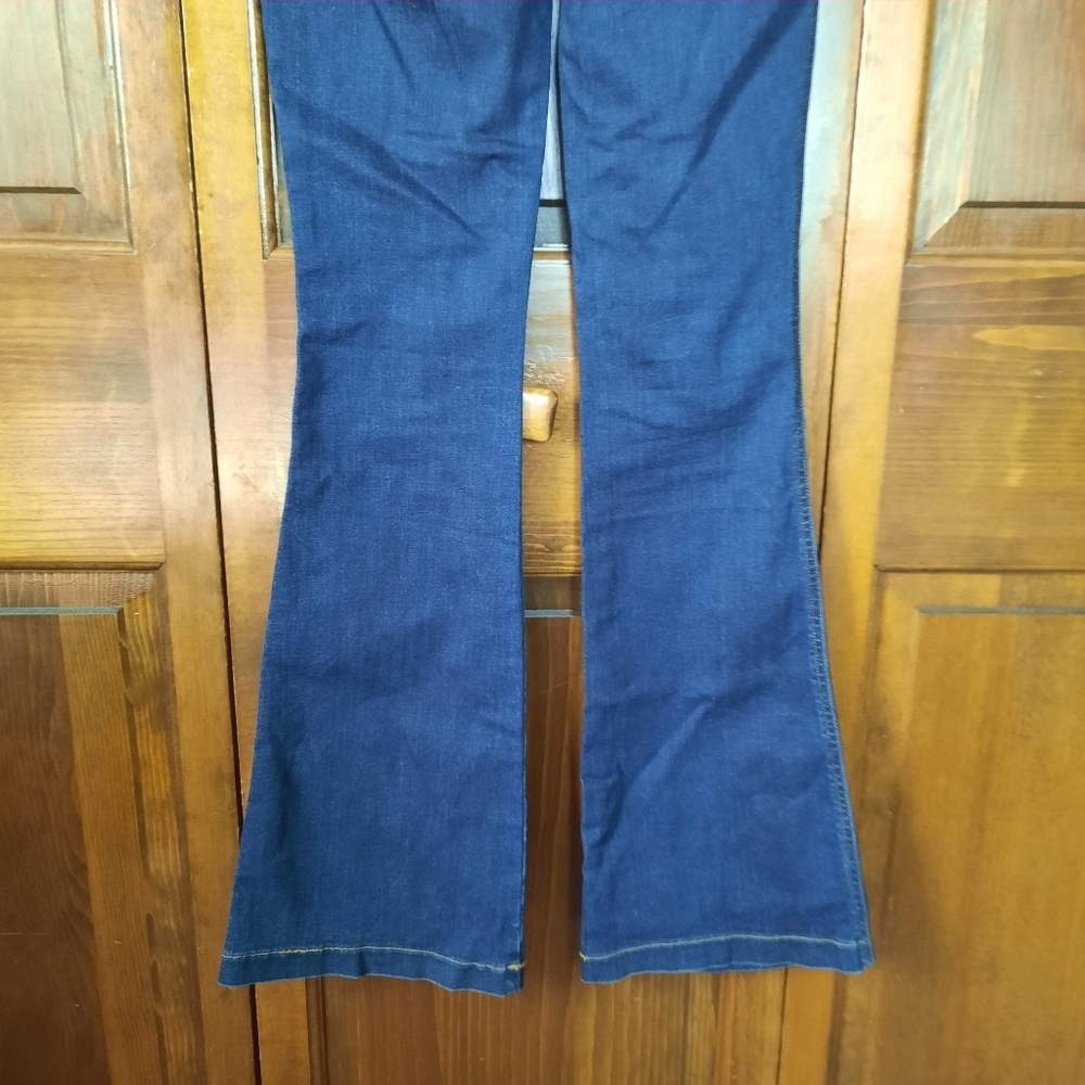Spanx Flare Jeans Midnight Shade Pull-on Denim Jeans 20327R Size Small (2-4) - Picture 13 of 16